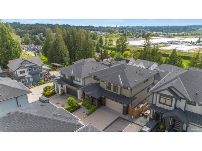 4295 OLD CLAYBURN Road | Abbotsford British Columbia | Slide Image Five