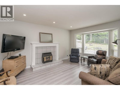 12295 269 Street | Maple Ridge British Columbia | Slide Image Seventeen