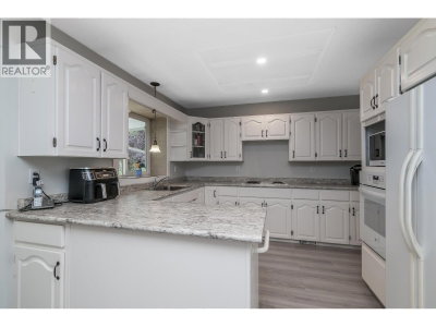 12295 269 Street | Maple Ridge British Columbia | Slide Image Twenty-three