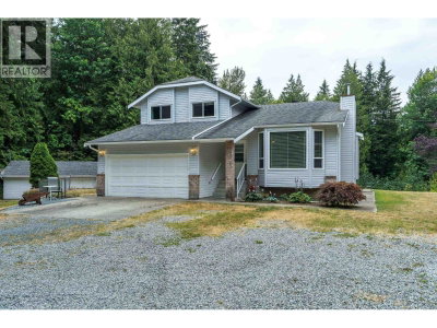 12295 269 Street | Maple Ridge British Columbia | Slide Image Three