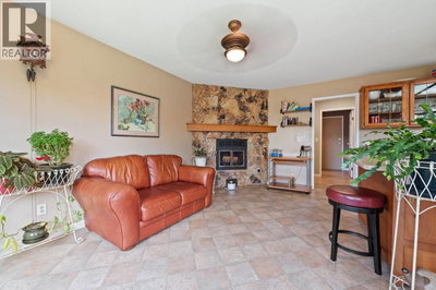 11523 BONSON Road | Pitt Meadows British Columbia | Slide Image Ten