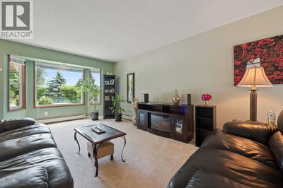 11523 BONSON Road | Pitt Meadows British Columbia | Slide Image Three