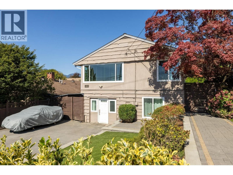 424 QUEENS Road North Vancouver British Columbia, V7N 2K7 - 4 Bedrooms Home For Sale