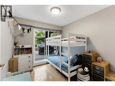 7377 SALISBURY Avenue | Burnaby British Columbia | Slide Image Eighteen