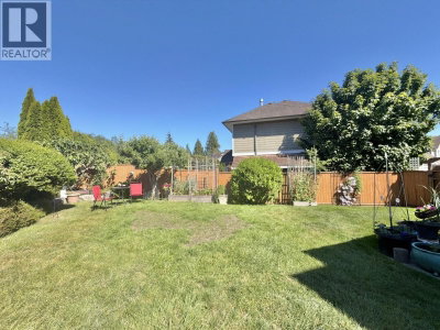 910 OCEANMOUNT Boulevard | Gibsons British Columbia | Slide Image Seven