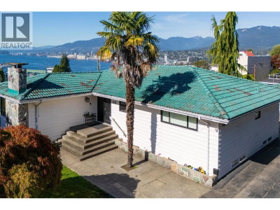 3681 MCGILL Street | Vancouver British Columbia | Slide Image Two