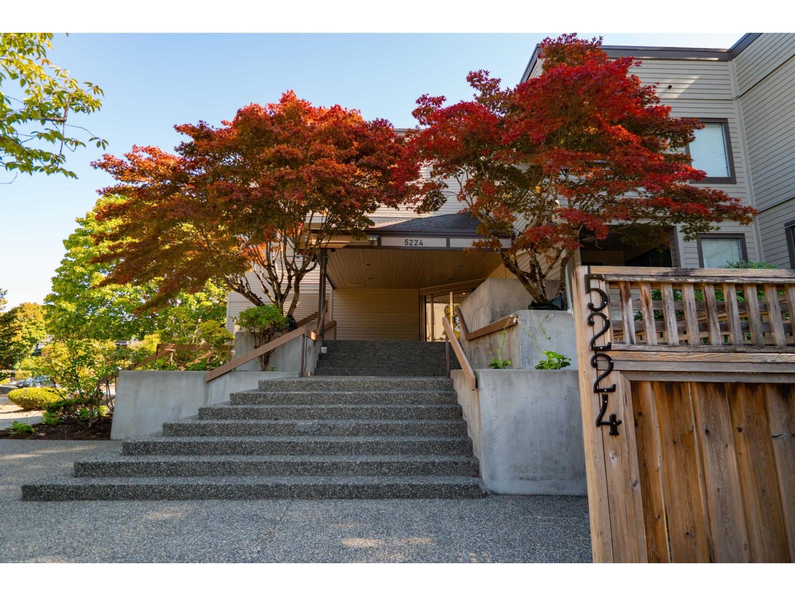 5224 204 Street, Langley, British Columbia V3A 1Z1