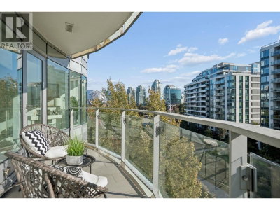 1661 ONTARIO Street | Vancouver British Columbia | Slide Image Eight