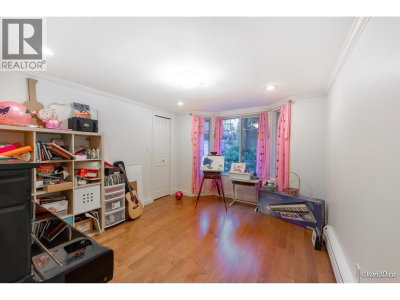 6408 CHAUCER Place | Burnaby British Columbia | Slide Image Sixteen