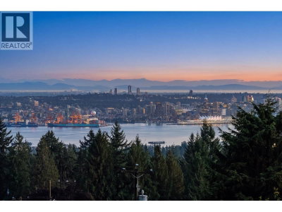 4812 SKYLINE Drive | North Vancouver British Columbia | Slide Image Twenty-six