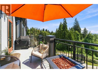 3552 VICTORIA Drive | Coquitlam British Columbia | Slide Image Twelve