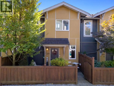 801 RODERICK Avenue | Coquitlam British Columbia | Slide Image Two