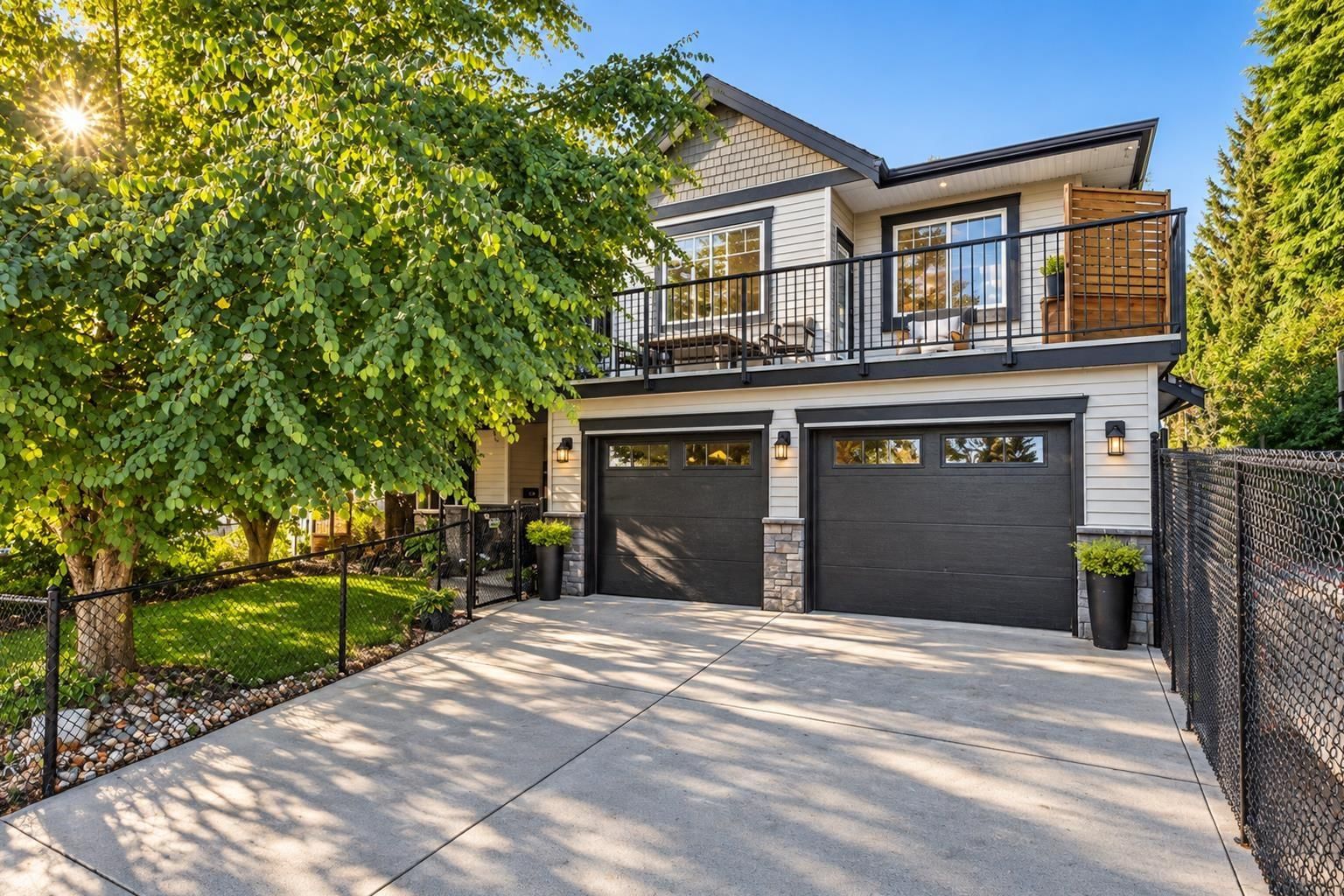 32215 14 Avenue, Mission, British Columbia V2V 2N6