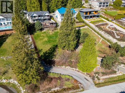 1205 ST ANDREWS Road | Gibsons British Columbia | Slide Image Two