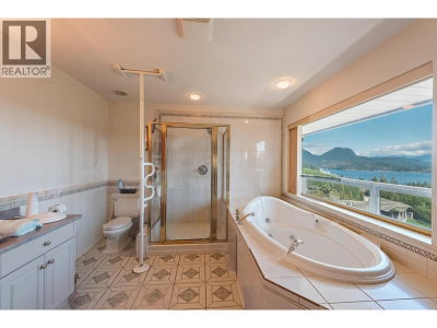 1205 ST ANDREWS Road | Gibsons British Columbia | Slide Image Twenty-three