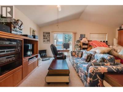 1205 ST ANDREWS Road | Gibsons British Columbia | Slide Image Thirty-one