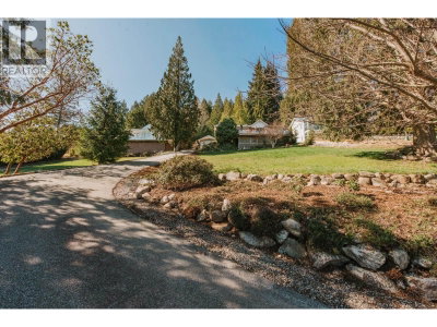 1205 ST ANDREWS Road | Gibsons British Columbia | Slide Image Forty