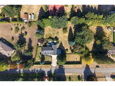 23887 62 Avenue | Langley British Columbia | Slide Image Thirty-seven