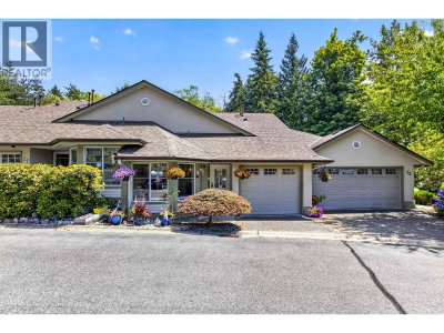 22740 116 Avenue | Maple Ridge British Columbia | Slide Image Two