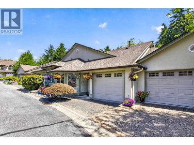 22740 116 Avenue | Maple Ridge British Columbia | Slide Image Three