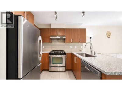 6828 ECKERSLEY Road | Richmond British Columbia | Slide Image Eight