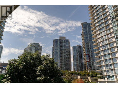 633 ABBOTT Street | Vancouver British Columbia | Slide Image Twenty-seven