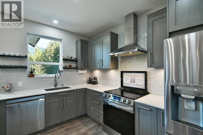 5611 OYSTER BAY Road | Garden Bay British Columbia | Slide Image Ten