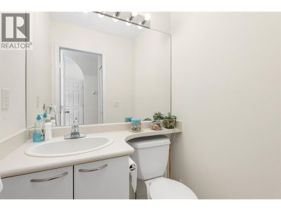 3711 ROBSON Court | Richmond British Columbia | Slide Image Nine
