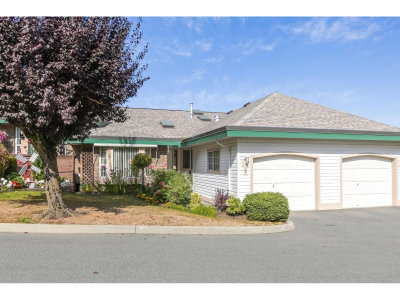 3115 TRAFALGAR Street | Abbotsford British Columbia | Slide Image Two