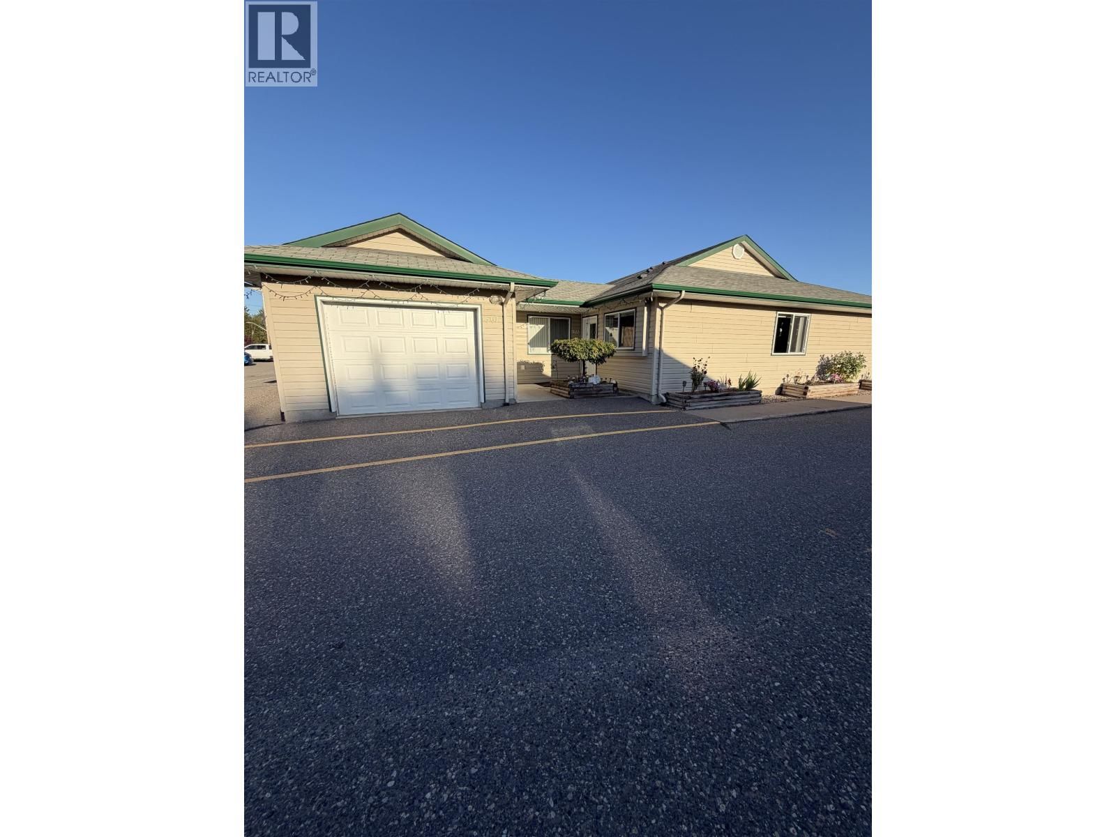 2889 FERRY Avenue, Prince George, British Columbia V2N 1L3