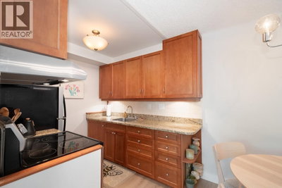 1450 LABURNUM Street | Vancouver British Columbia | Slide Image Eighteen