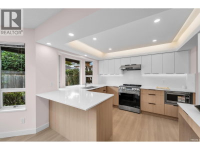 5446 LACKNER Crescent | Richmond British Columbia | Slide Image Thirteen