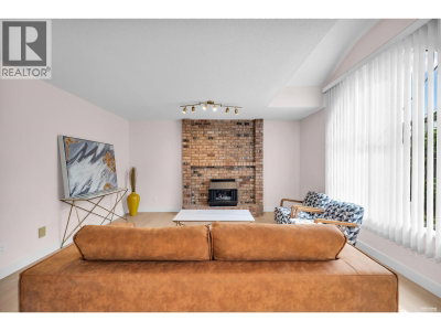 5446 LACKNER Crescent | Richmond British Columbia | Slide Image Seventeen