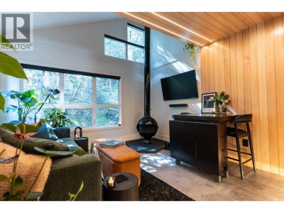2158 SARAJEVO Drive | Whistler British Columbia | Slide Image One
