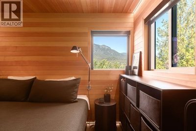 2158 SARAJEVO Drive | Whistler British Columbia | Slide Image Thirteen