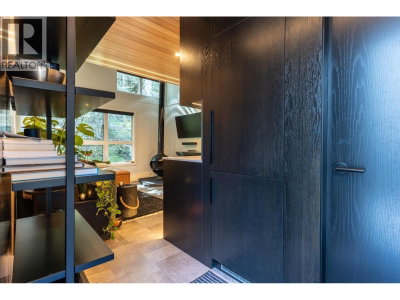 2158 SARAJEVO Drive | Whistler British Columbia | Slide Image Eighteen