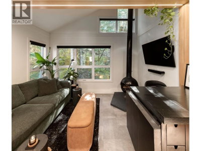 2158 SARAJEVO Drive | Whistler British Columbia | Slide Image Nine