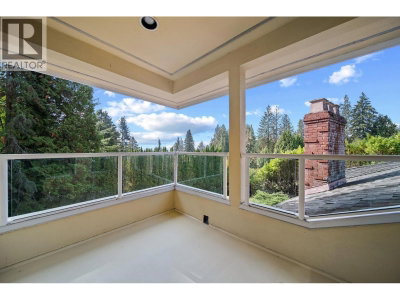 535 STEVENS Drive | West Vancouver British Columbia | Slide Image Twenty