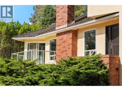 535 STEVENS Drive | West Vancouver British Columbia | Slide Image Thirty-two
