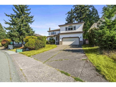 6012 124 Street | Surrey British Columbia | Slide Image Seven