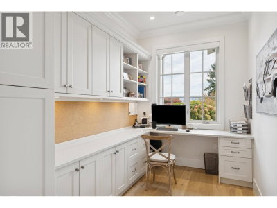 7863 WALMSLEY Court | Burnaby British Columbia | Slide Image Nineteen