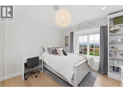 7863 WALMSLEY Court | Burnaby British Columbia | Slide Image Twenty-seven