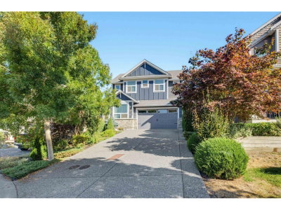 27515 27A Avenue | Langley British Columbia | Slide Image Two