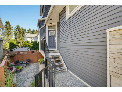 27515 27A Avenue | Langley British Columbia | Slide Image Three