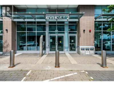 988 QUAYSIDE Drive | New Westminster British Columbia | Slide Image Thirty-five