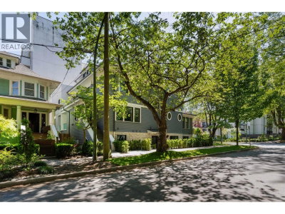 980 BIDWELL Street | Vancouver British Columbia | Slide Image Three