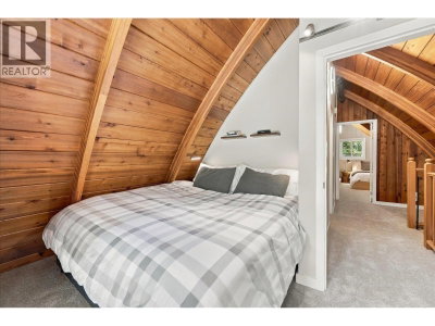 9226 EMERALD Drive | Whistler British Columbia | Slide Image Fifteen