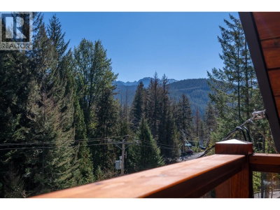 9226 EMERALD Drive | Whistler British Columbia | Slide Image Eighteen