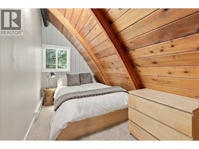 9226 EMERALD Drive | Whistler British Columbia | Slide Image Nineteen