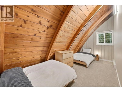 9226 EMERALD Drive | Whistler British Columbia | Slide Image Twenty